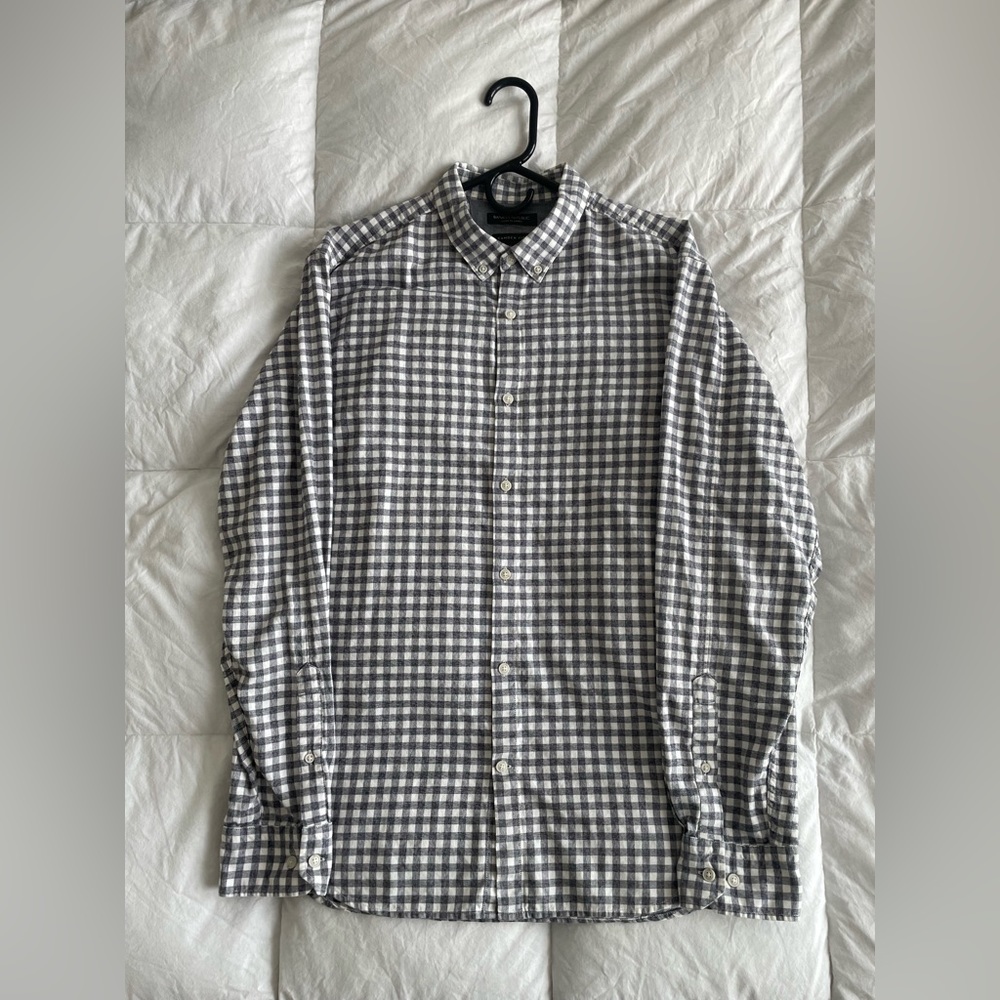 Banana Republic long sleeve casual button down